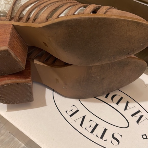 Steve Madden frenchey ankle booties size 7.5 color Stonella - Picture 6 of 7